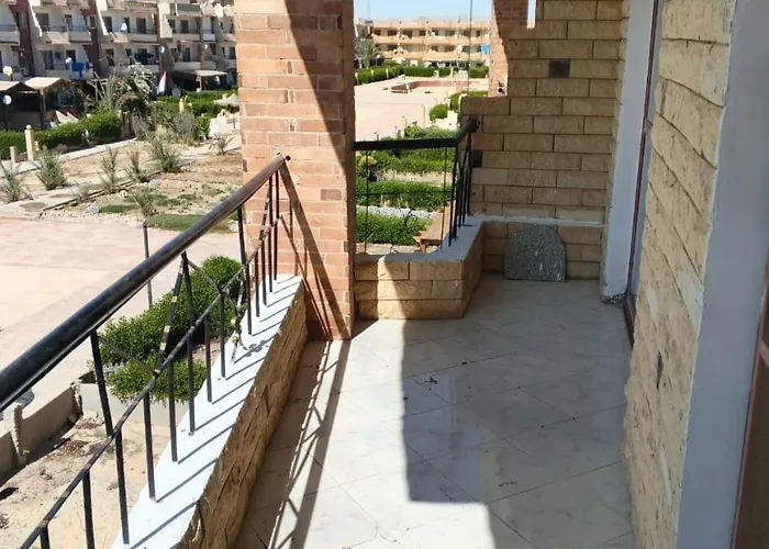السعادة بجراند بيتش راس سدر * Ras Sedr